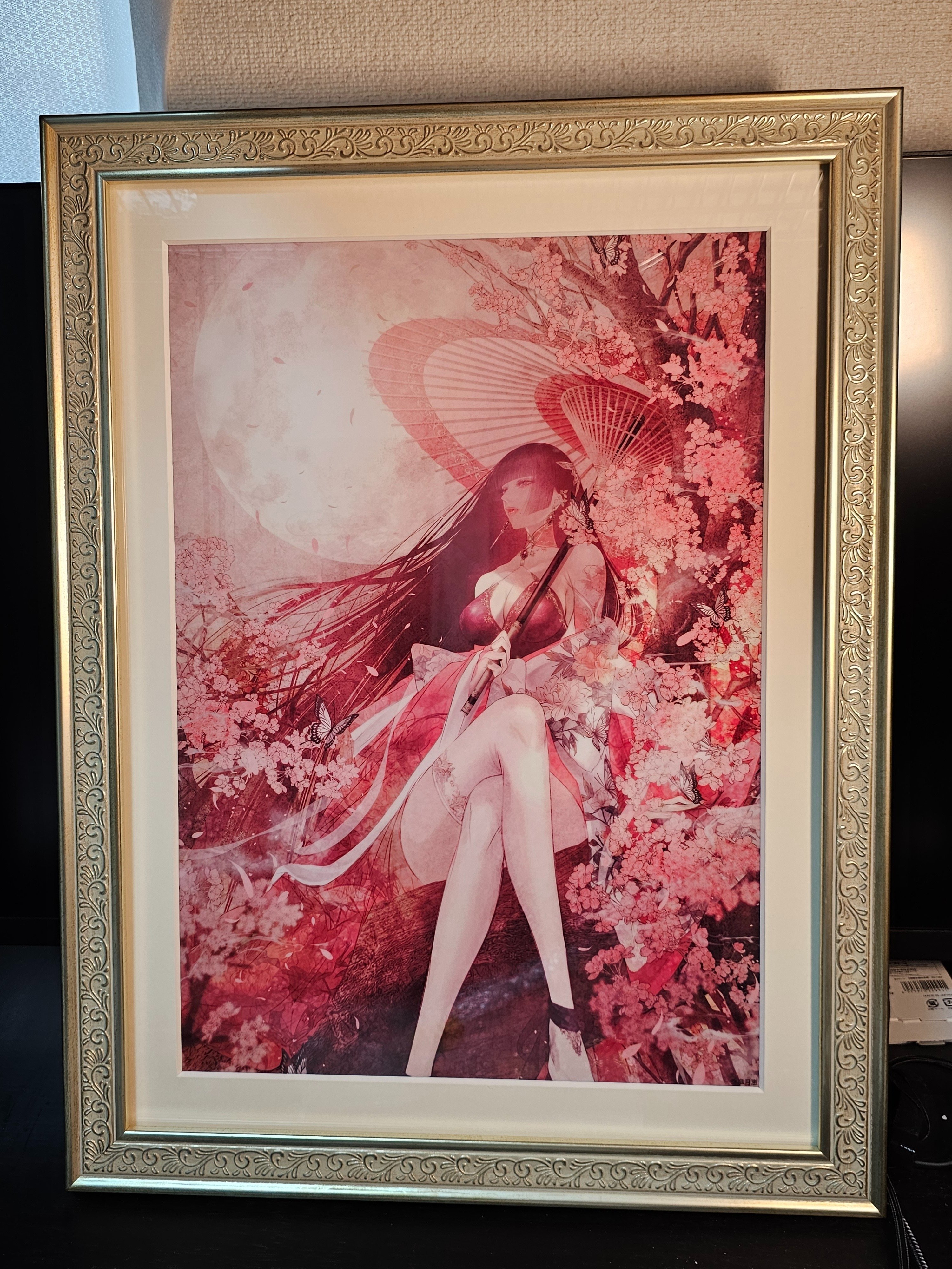 雑記】皐月恵さんの描く「桃源郷」のクリアポスターが届いた！｜しもだん