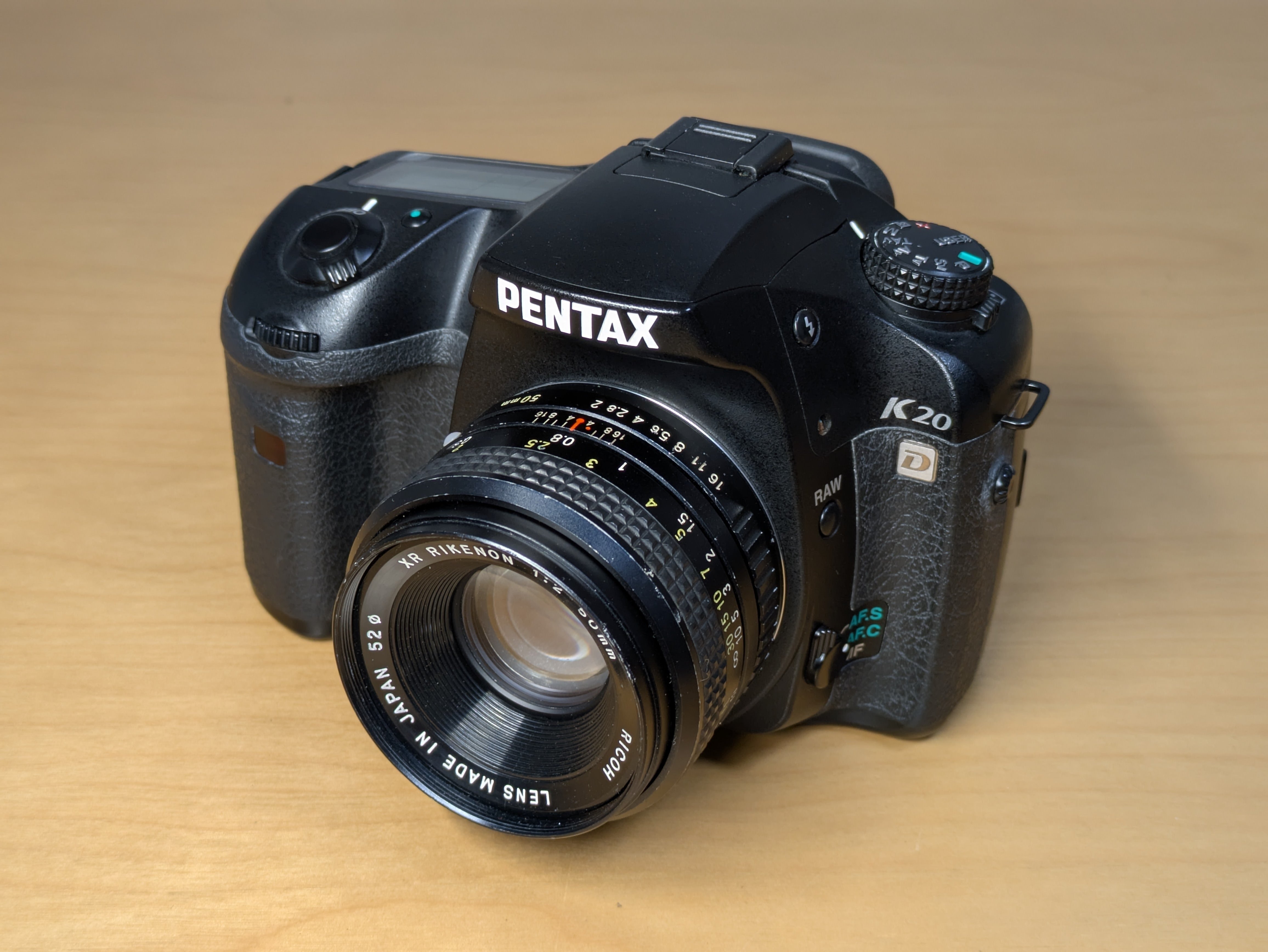 PENTAX MX + Rikenon 50mm f/2 レンズセット PENTAX MX + Rikenon 50mm