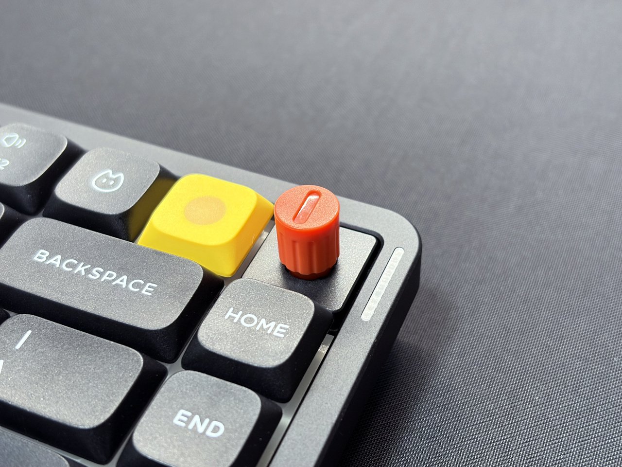 NuPhy Air75 V3（Red nano）｜万人受けしそうなロープロメカニカル。猫