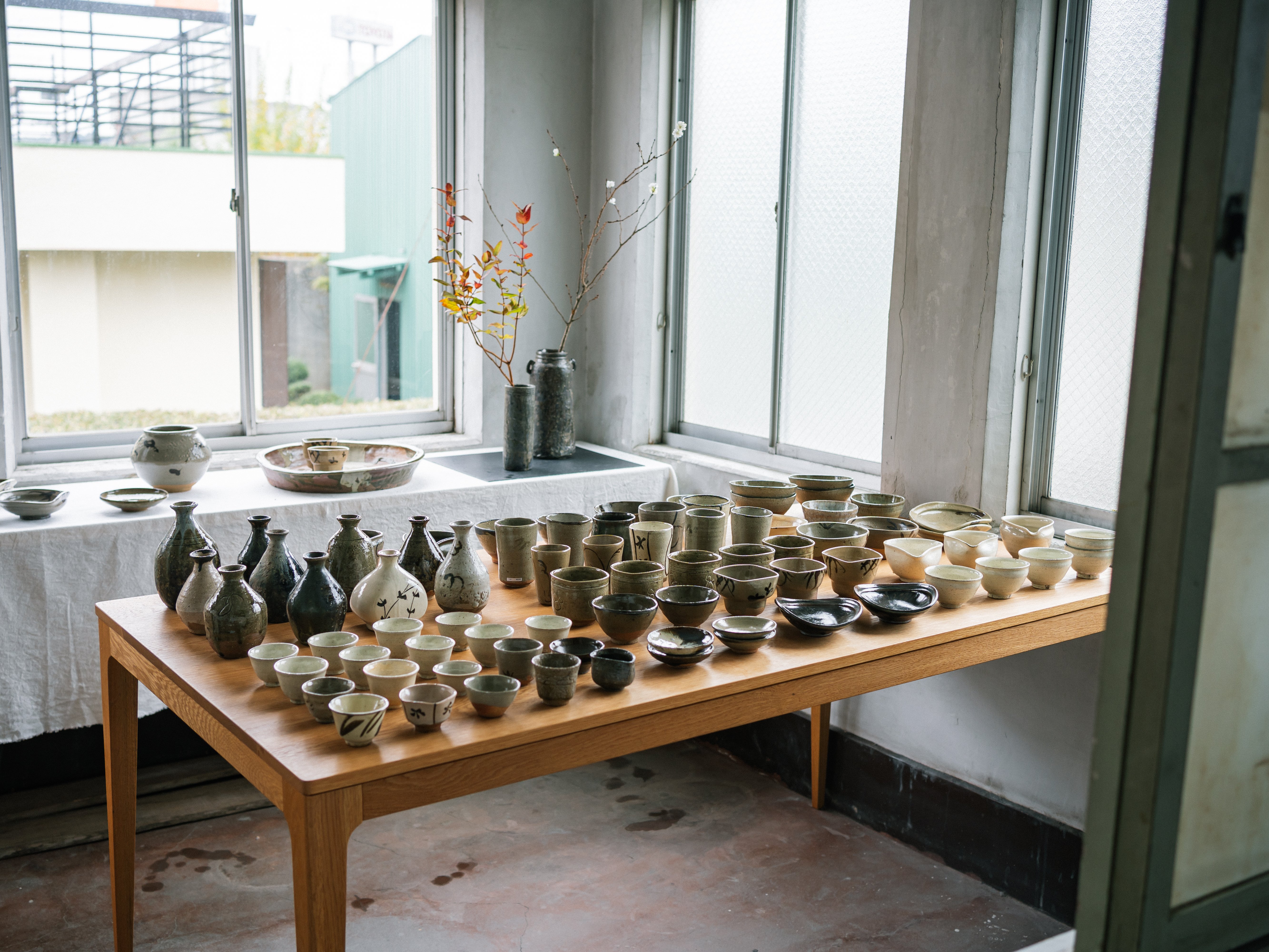 明日からいよいよはじまります。「吉野 魁・吉野 敬子 遺作展 『古唐津