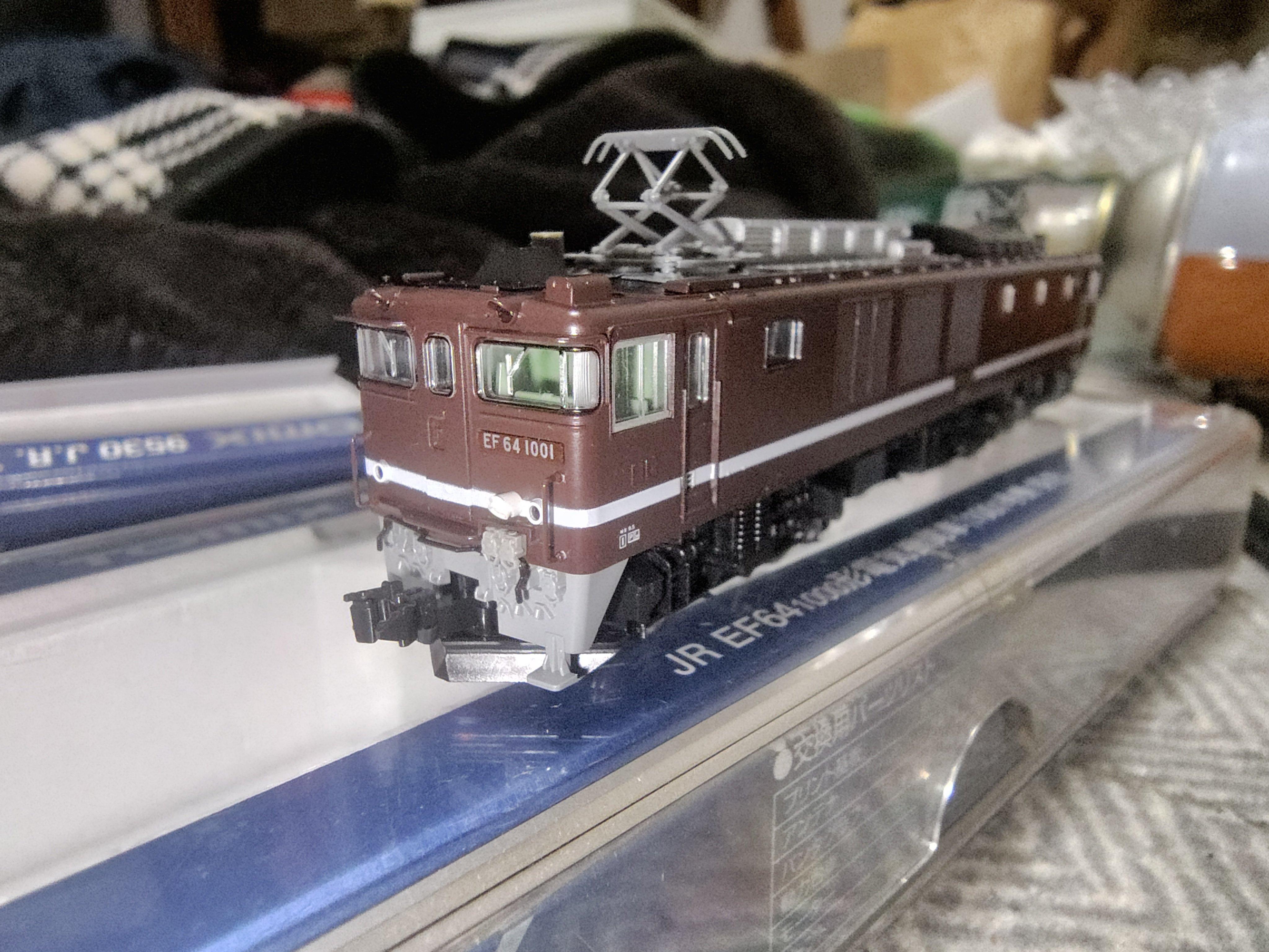 模型加工》TOMIX 9110 EF64 1001をいじる｜さもこう