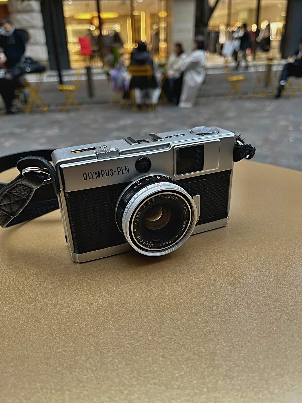 50．角張るハーフカメラ Olympus PEN EED＜カメラ＞｜神成