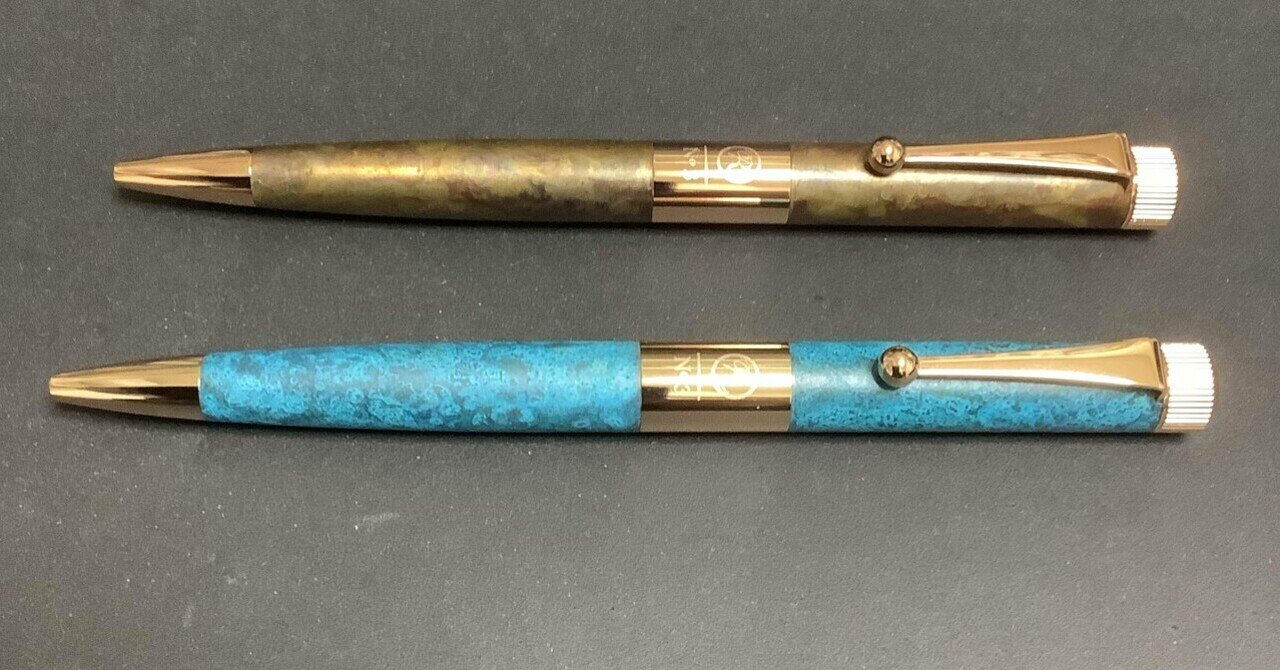 伊東屋「Romeo no3 斑紋ガス青銅色・斑紋孔雀」2本購入した理由と魅力