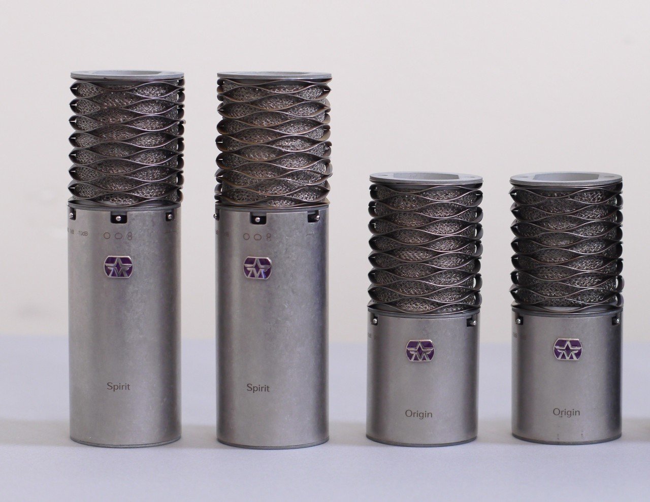 Aston Microphonesの