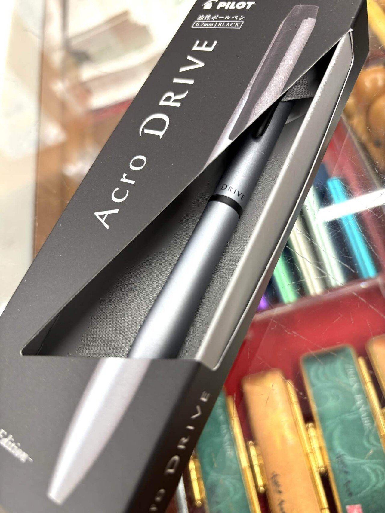 限定モデル】書くたび、旅に出る気分✈️ パイロット「アクロドライブ