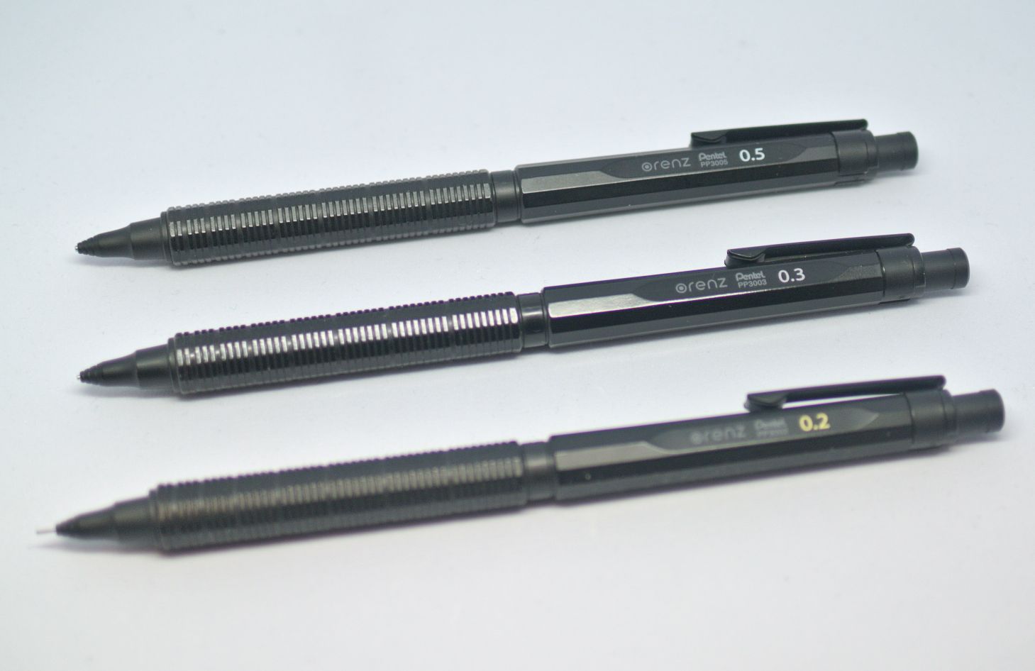 レビュー】おすすめのシャープペン、オレンズネロ0.5mm・0.3mm・0.2mm