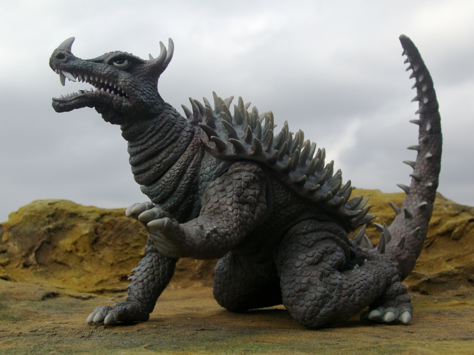 ガレージキット アンギラス