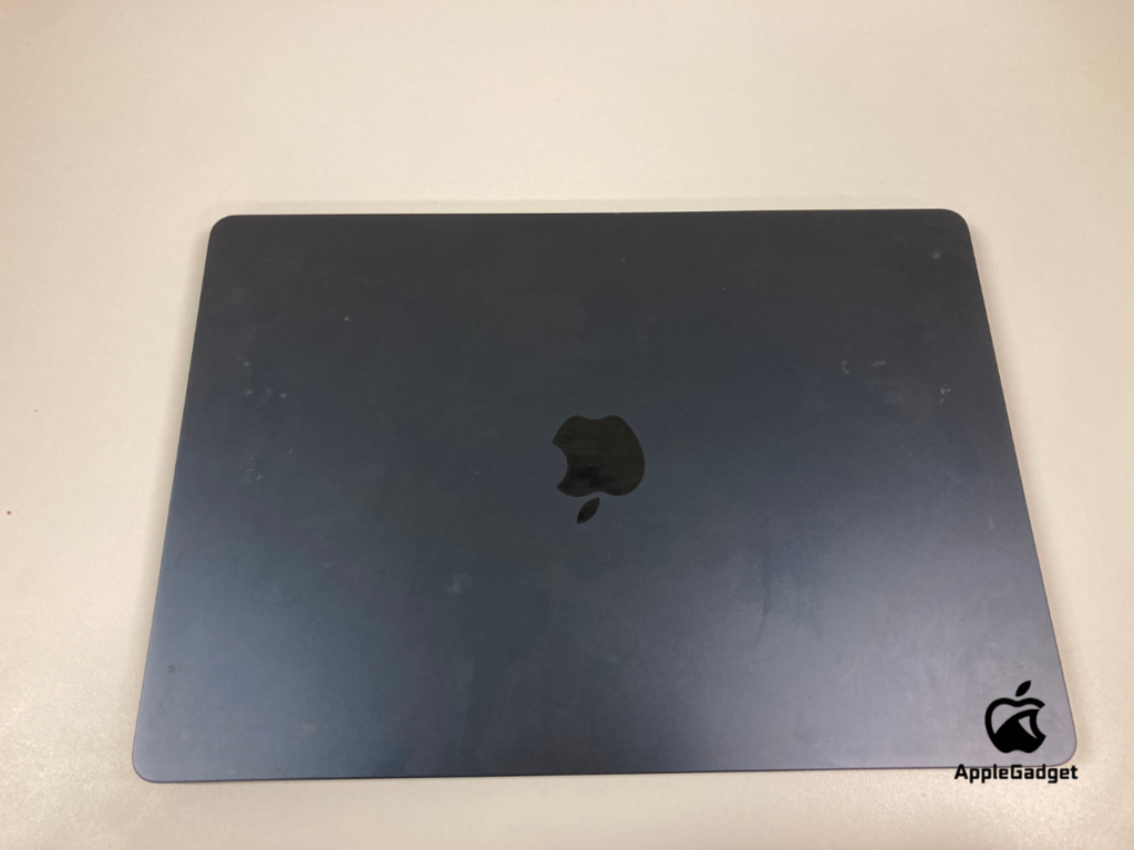 MacBook Air M3のミッドナイトをレビュー！指紋対策やスペースグレイ