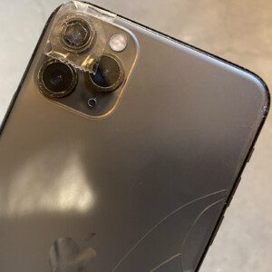 低価格！iPhone 11 Pro カメラレンズ背面ガラス割れ修理 | APPLEMAC