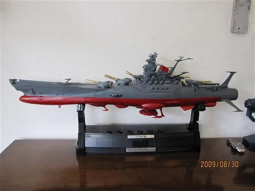 バンダイ 1/350scale 宇宙戦艦ヤマト 未組立 バンダイ1/350scale 宇宙