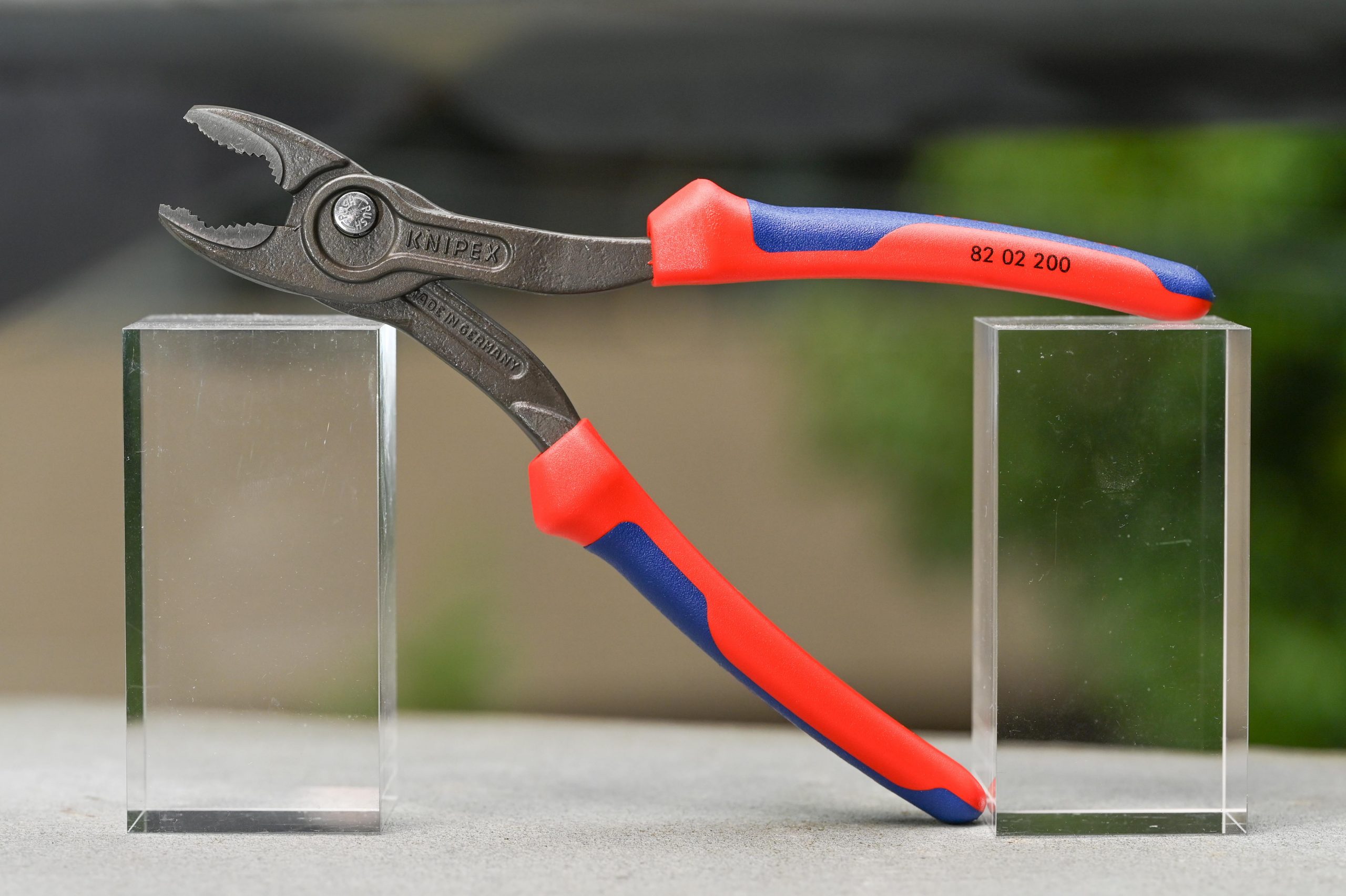 はさみもの（握り物）ならクニペックスが良い」Vol.⑥ KNIPEX 8202