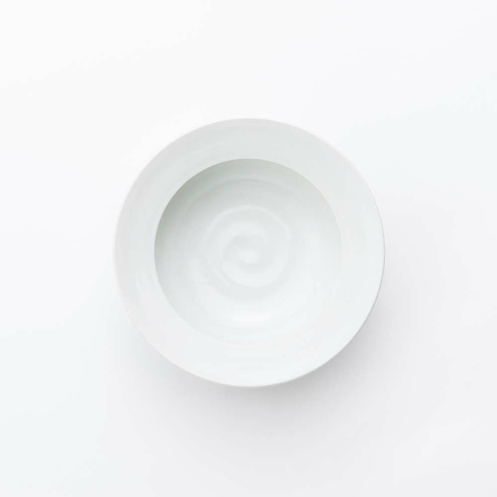 岡晋吾 李朝 かぶと鉢（中） 李朝白磁 – ARITA PORCELAIN LAB [公式