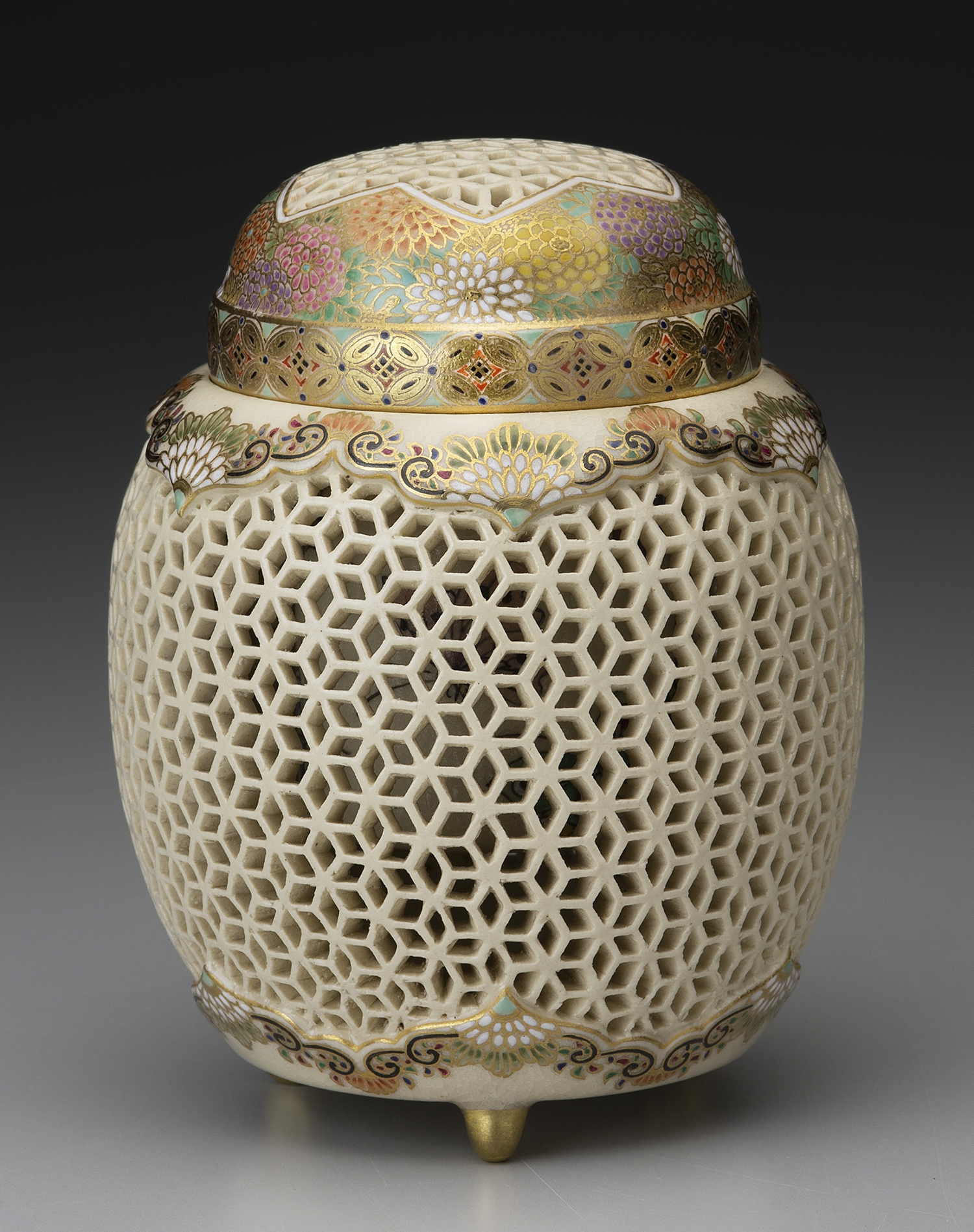 薩摩焼香炉 透かし彫り