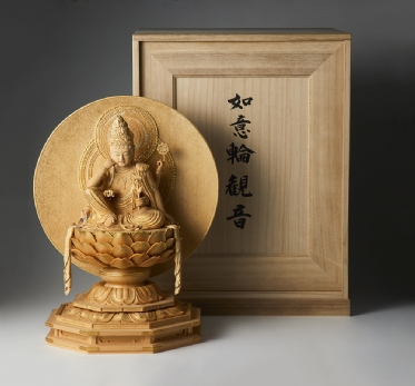 向吉悠睦『 如意輪観音(にょいりんかんのん)』 | 木・和紙作品 | 日経