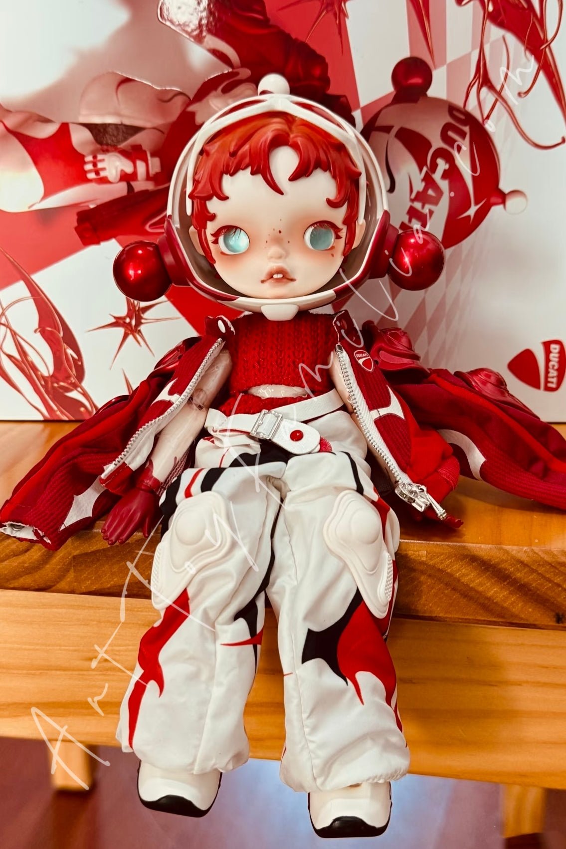 SKULLPANDA × DUCATI 1/6 アクションフィギュア Pop Mart SKULLPANDA x