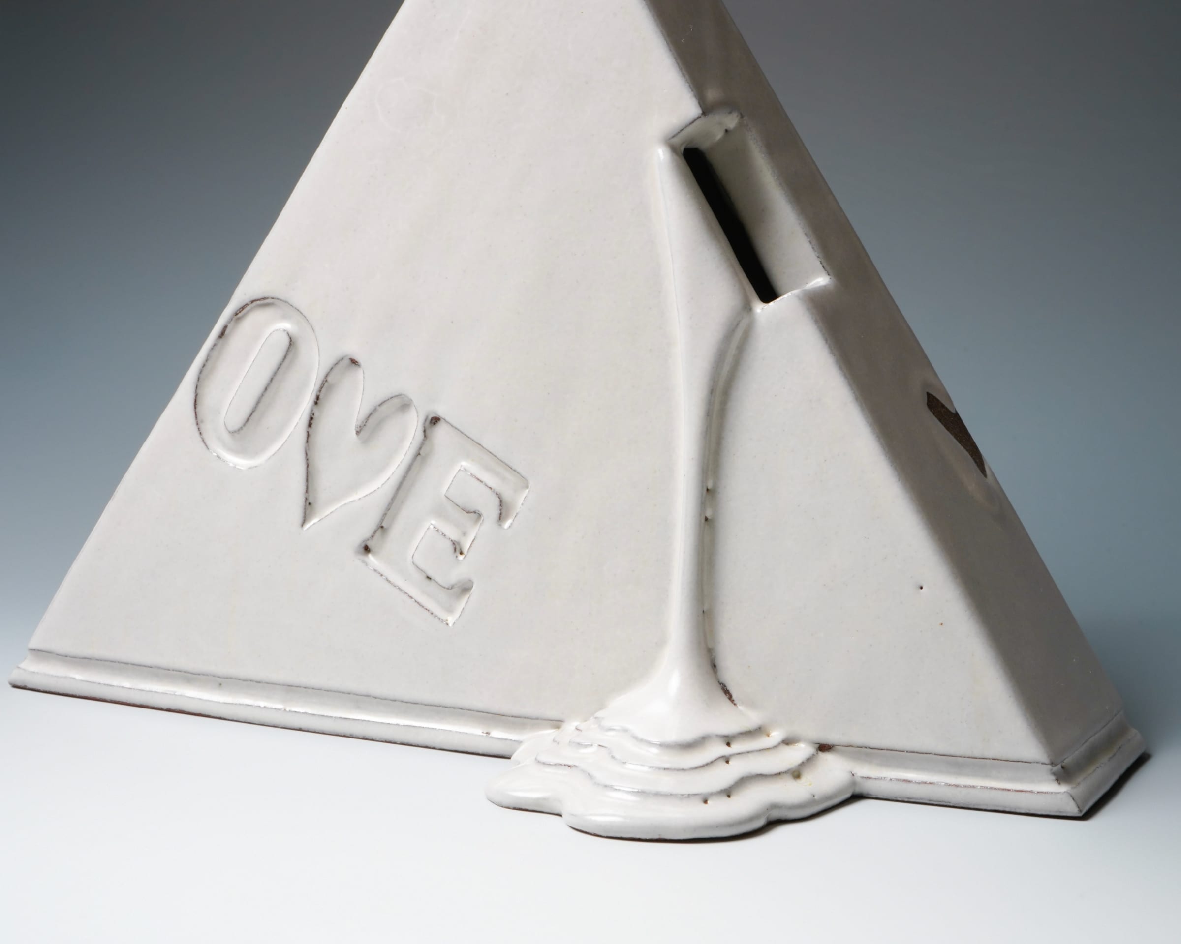 Miwa Ryosaku 三輪龍作, Hagi White Glazed Sculpture 