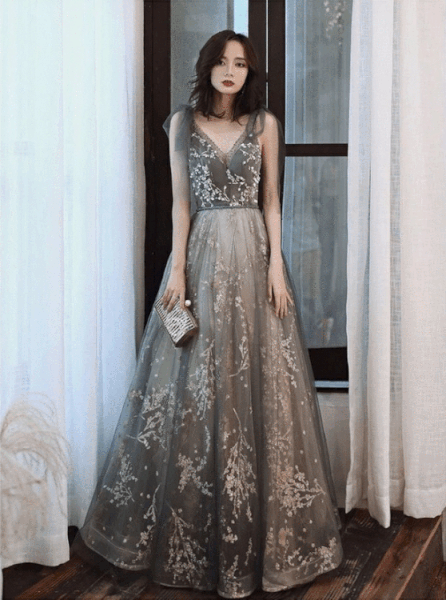 結婚式ドレス Aラインミモレ丈の刺繍で体型カバー、オーダーメイド可 V