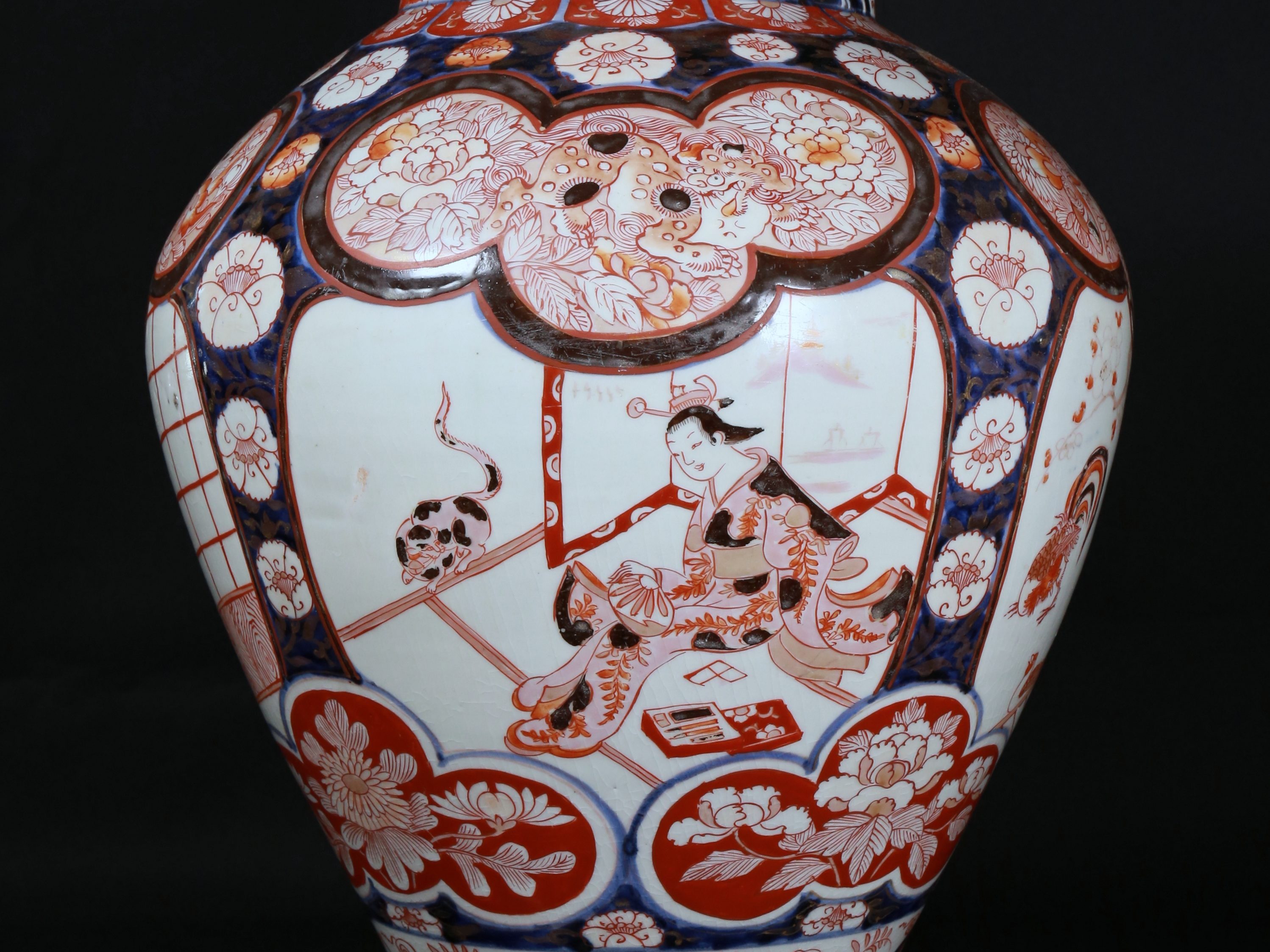 幸せウサギ 古伊万里 錦手 色絵美人角徳利 金彩 色絵 一輪挿し v613