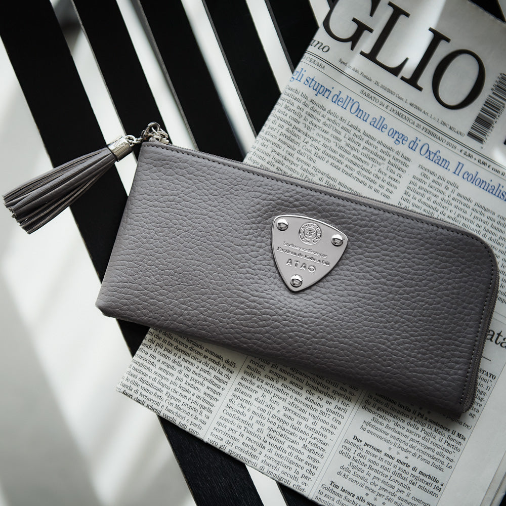 新色「ストーングレー」｜ATAOの定番ケリーシリーズ｜limo／slimo