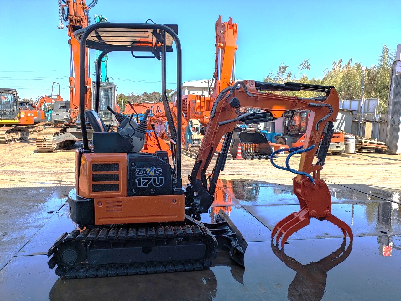 ID101732】ZX17U-5A | 特選解体重機 | 株式会社アタッチリンク