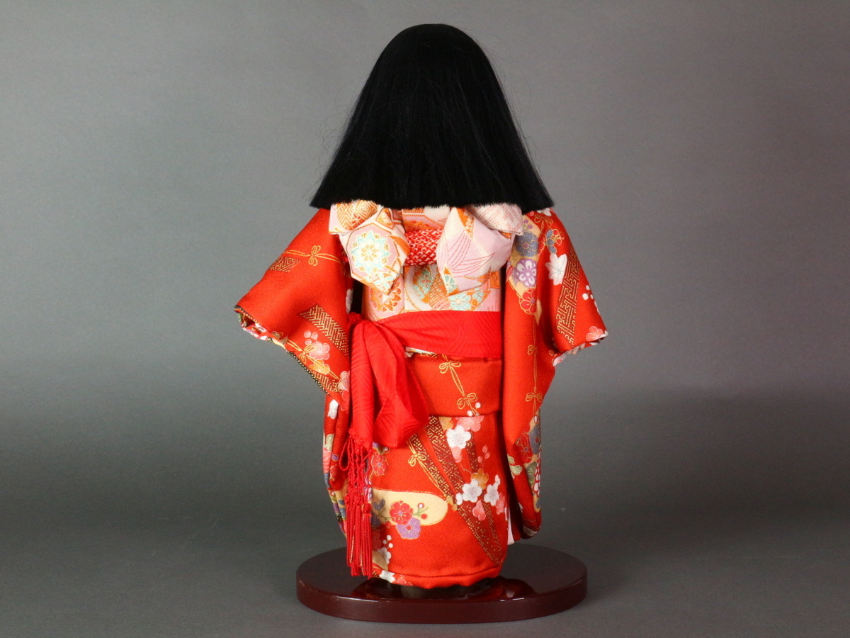 小出松寿 作 「市松人形」 金彩京友禅 本義眼使用 ガラスケース付 日本