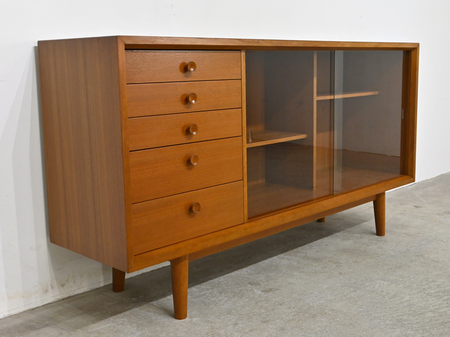 70年代ヴィンテージ カリモク チーク材 脚付きサイドボード/北欧モダン