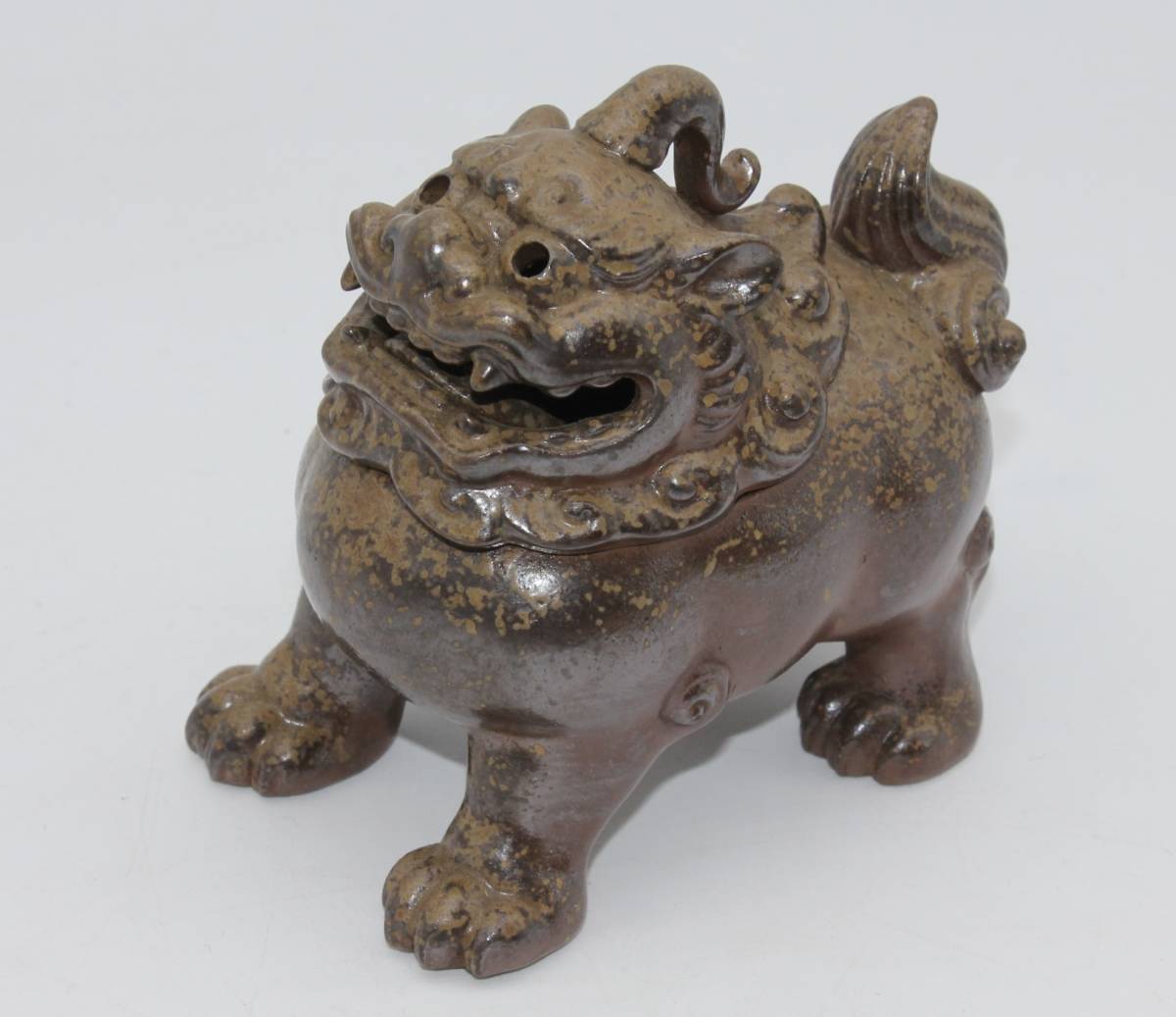 ☆備前焼の名工 備前焼『 西村春湖 』向獅子香炉・共箱 ／ 細工物・香