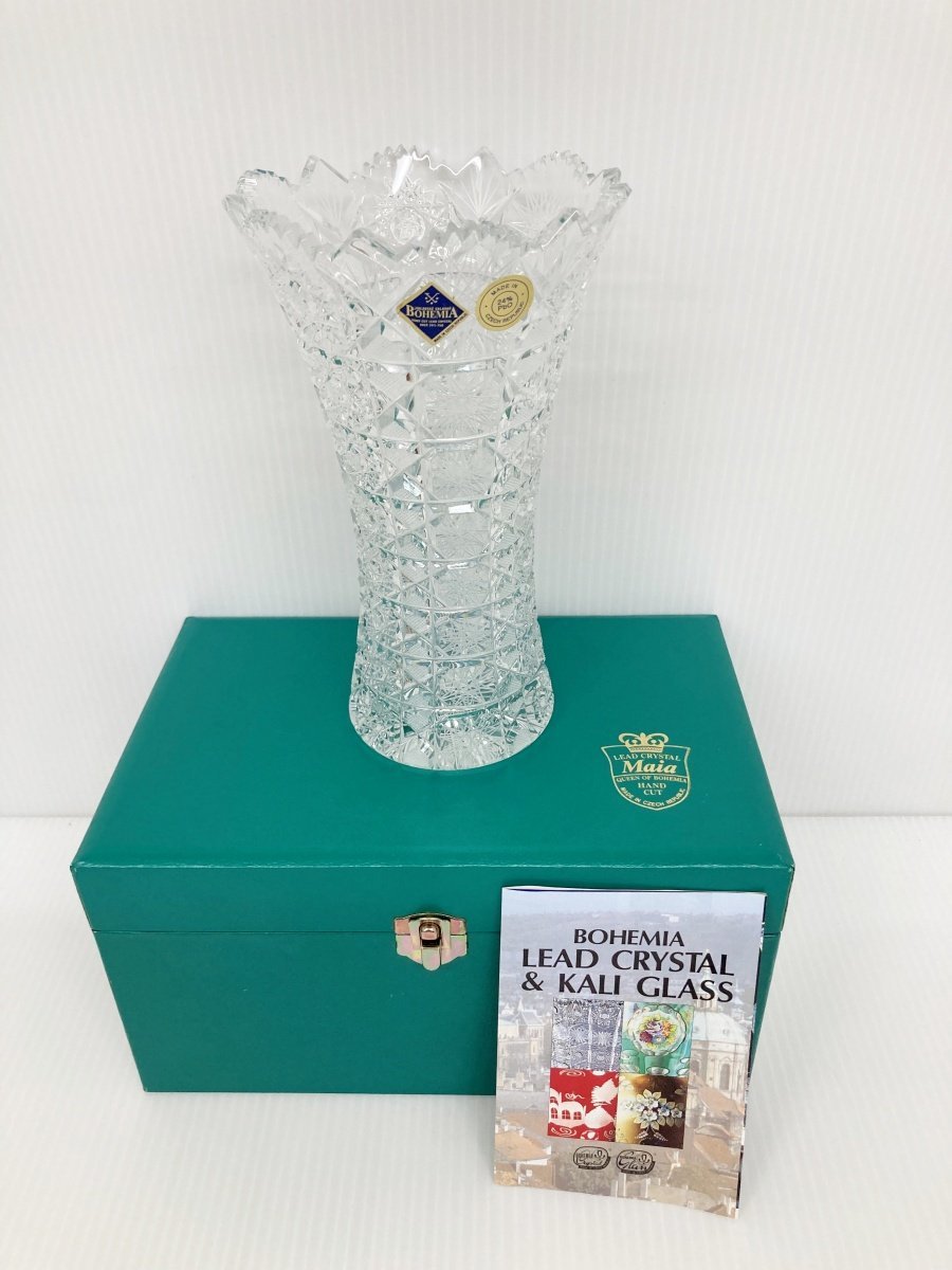 花瓶 ハンドカット crystal maia glass 箱付き クリスタル