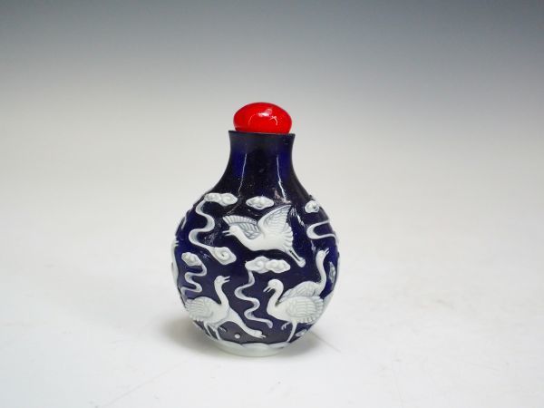 鼻煙壺 龍の彫刻 白磁 乾隆硝子 2025年最新乾隆ガラスの人気アイテム -