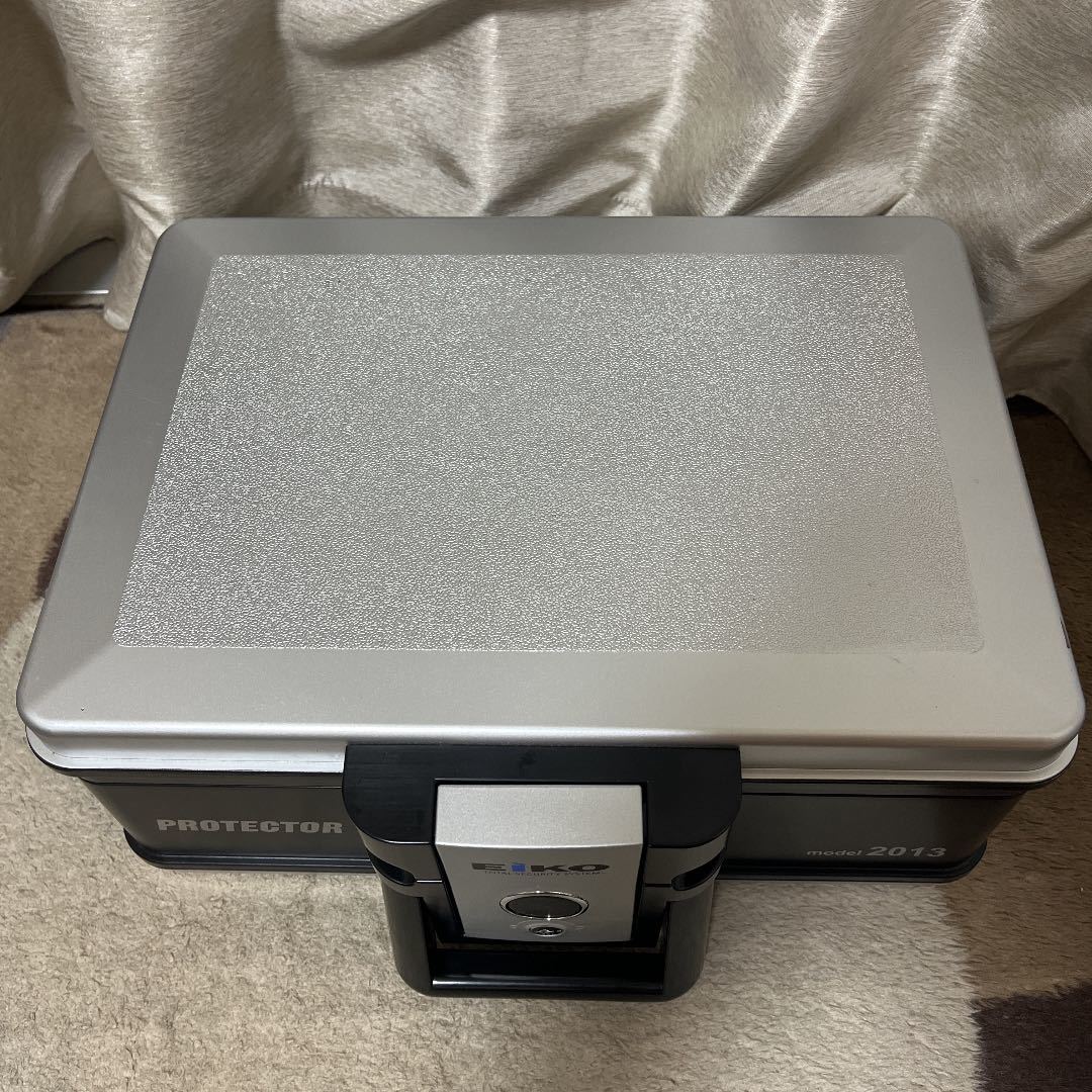 EIKO PROTECTOR MODEL 2013 耐火 防水 手提げ 金庫 エイコー 鍵付 EIKO