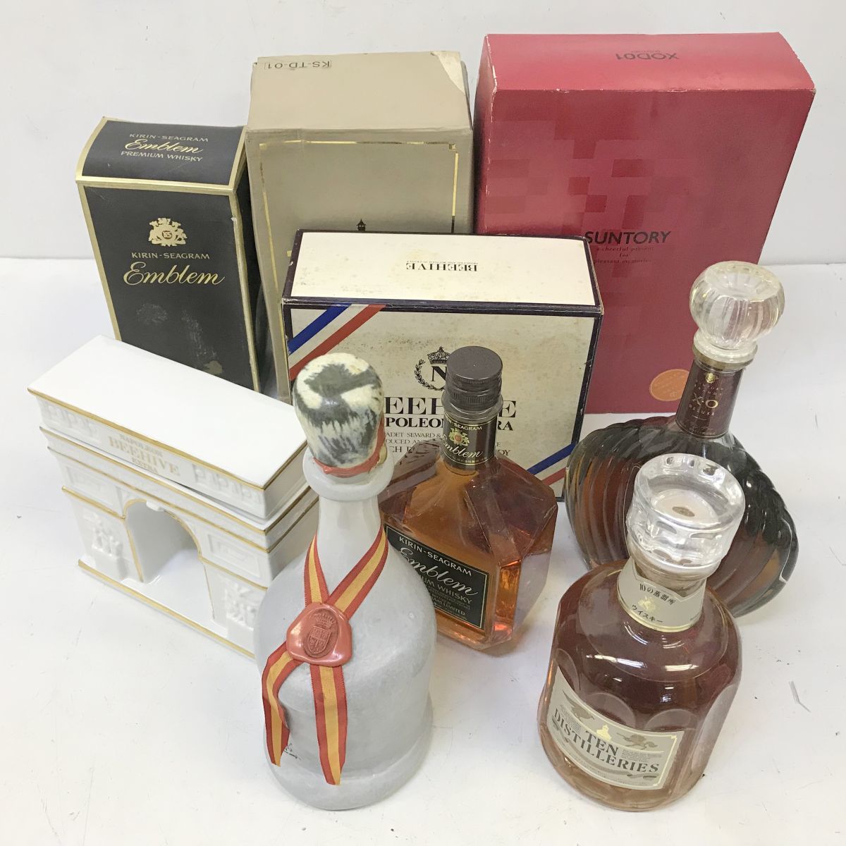 未開栓】サントリー 九谷焼 吉田屋風牛の図 ブランデー ボトル