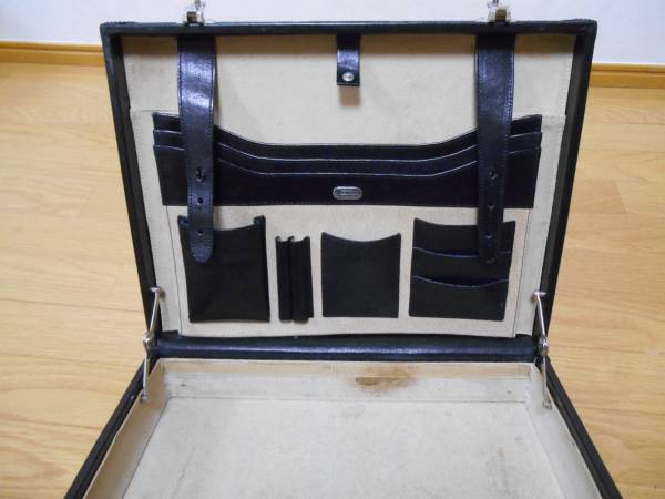 ARALDO,RAFFA☆本革＜アタッシュケース＞☆イタリア