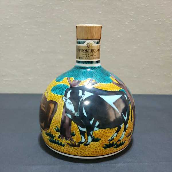 未開栓】サントリー 九谷焼 吉田屋風牛の図 ブランデー ボトル