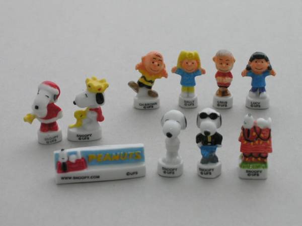 Snoopy（スヌーピー）のフェーヴ／全10個／2001年／ポースレン製