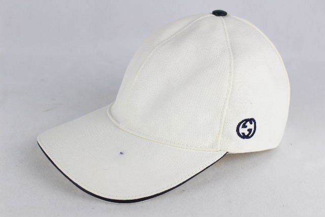 88 グッチ GUCCI GG シェリーライン キャンパス ベースボール キャップ