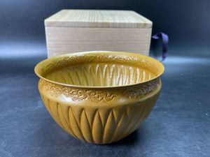 12＃C/X394 中川浄益 毛織銅菊彫 建水 茶道具