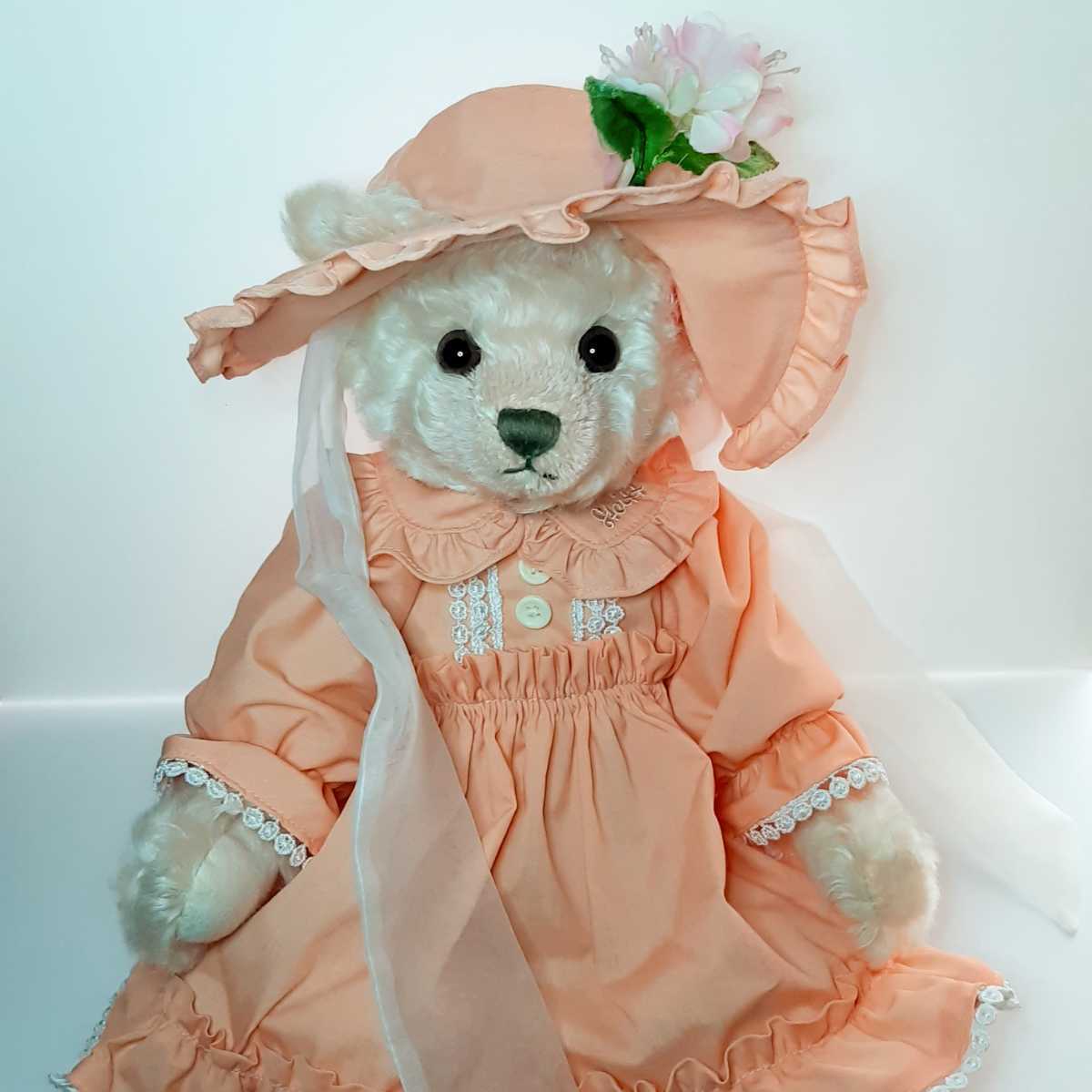 シュタイフSteiff マドモアゼルアキコテディベア