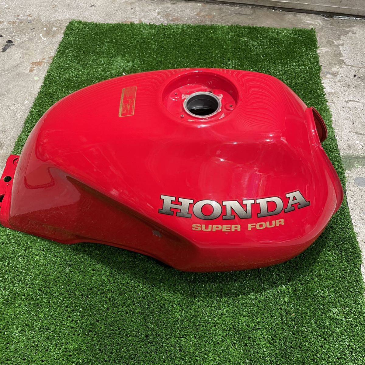 ○CB400SF (NC31) ホンダ純正品ガソリンタンク！赤色 CB400SF NC31