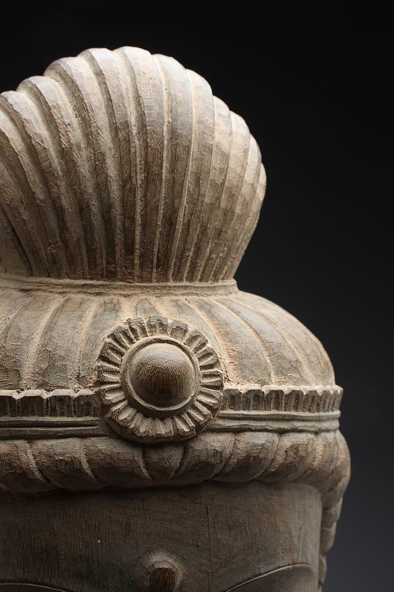 観音木彫頭部彫刻