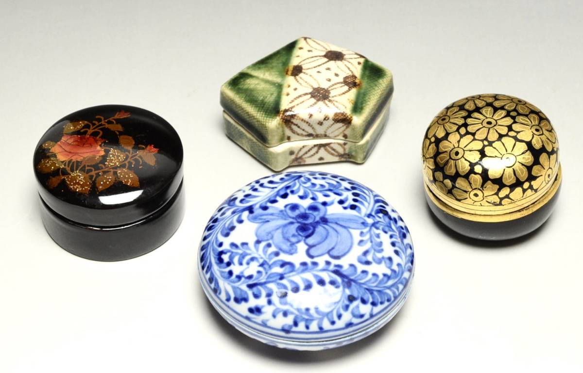 ☆香合 金彩 蒔絵 染付 青草 花文 菊文 大香合 漆器 陶器 煎茶