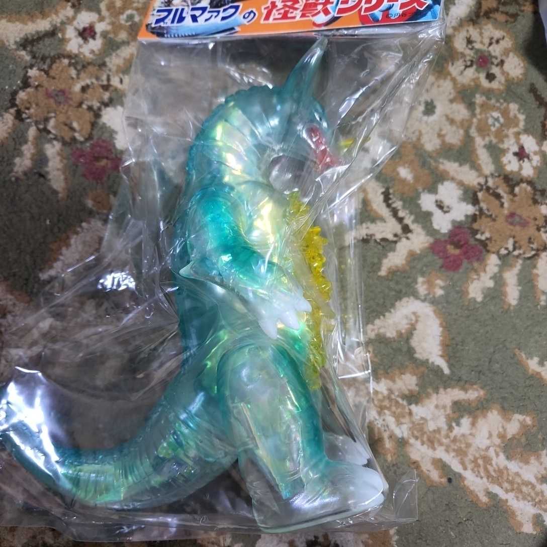 ゴモラブルマァクの怪獣ソフビオーロラカラー