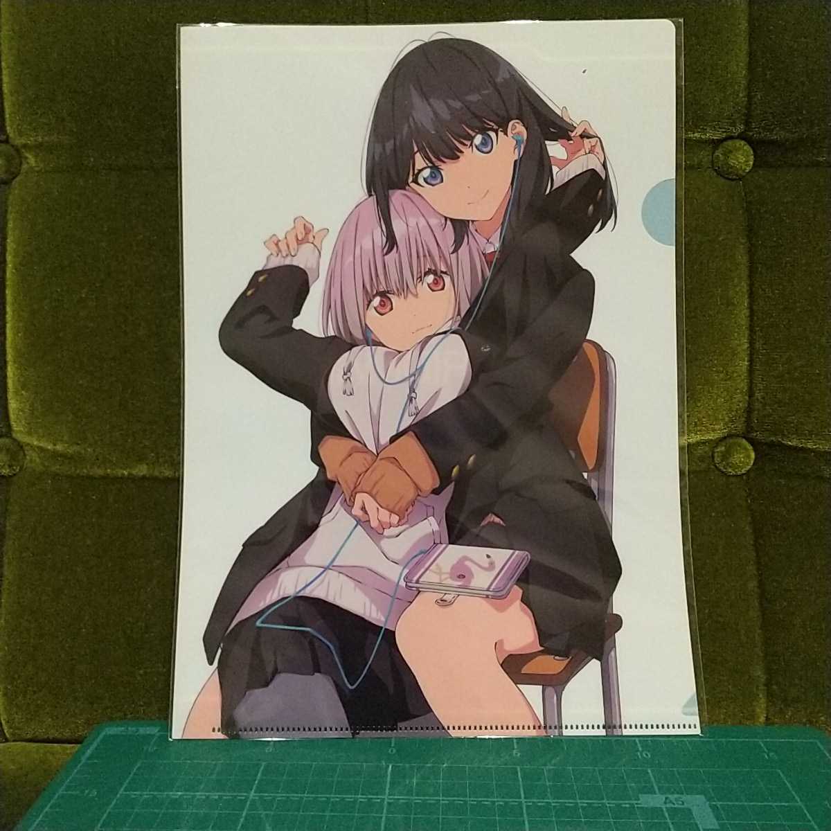 Yahoo!オークション - 宝田六花＆新条アカネ(制服/背景 白) A4クリアフ