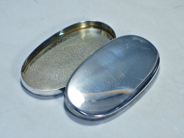 Yahoo!オークション - K01152【純銀 尚美堂】銀製 楊枝入れ 小物入れ