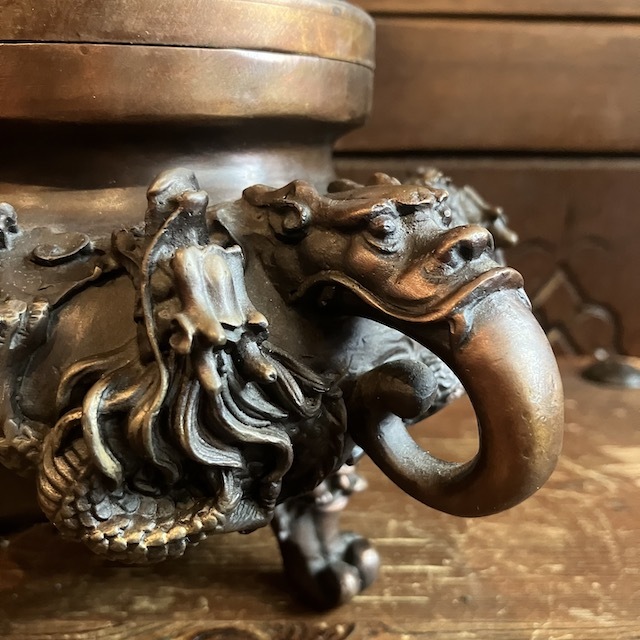 Yahoo!オークション - 中国 骨董 香炉 三脚 大明宣徳年製 龍 獅子 縁起