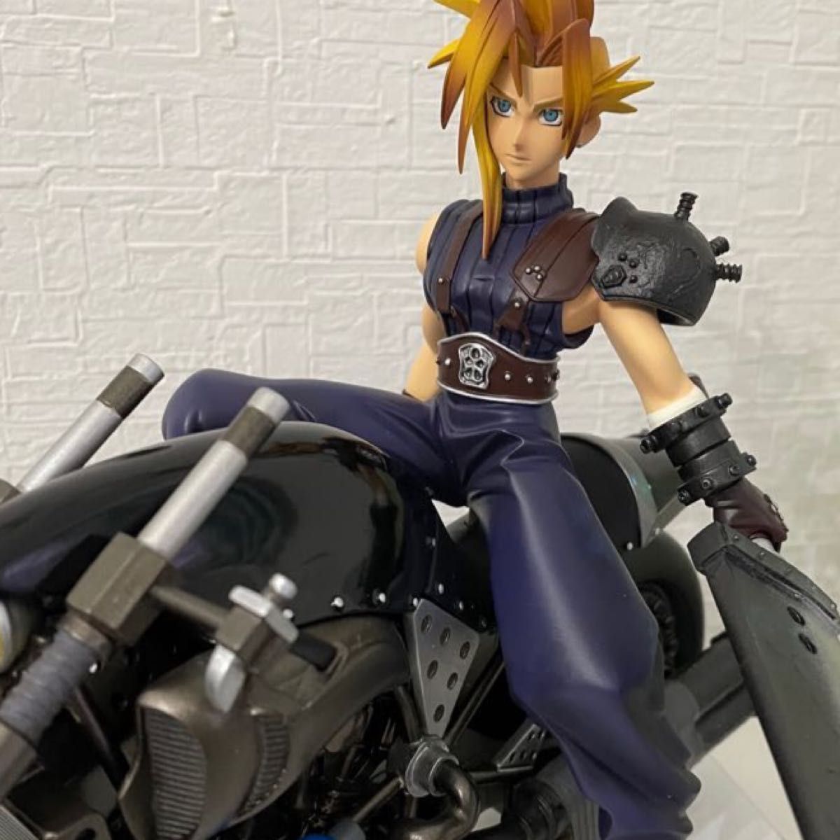 コトブキヤ 1/8 ファイナルファンタジー7 クラウド&ハーディデイトナ