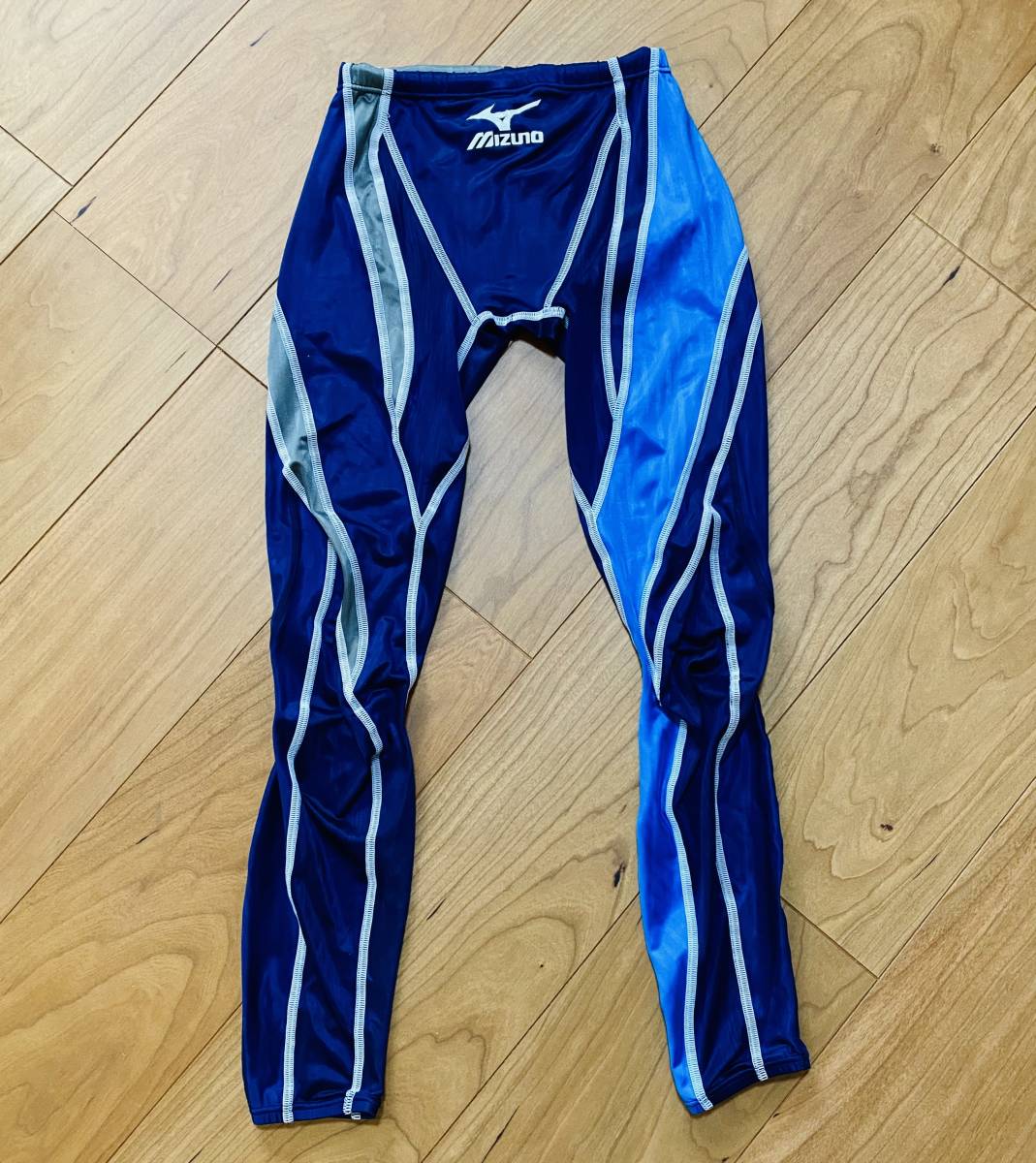 Yahoo!オークション - 【ほぼ新品】MIZUNO / アクセルスーツ ウォータ