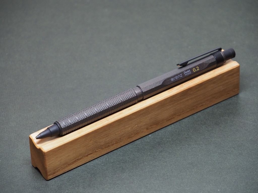 送料無料 美品 限定 ぺんてる オレンズネロ ガンメタル 0 2mm シャープ