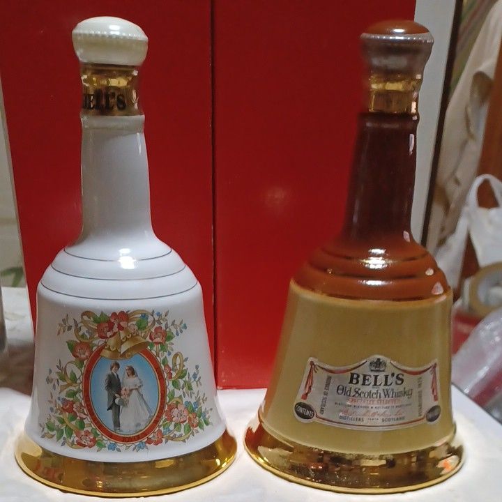 ベルズ 陶器ボトルスコッチウイスキー 古酒 イギリス皇室《ダイアナ妃