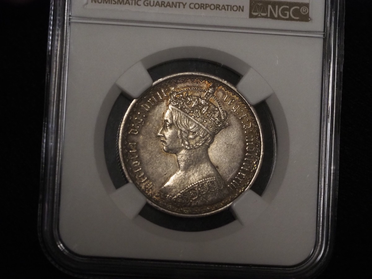 イギリス ゴチックフローリン銀貨（ヴィクトリア女王）1879年