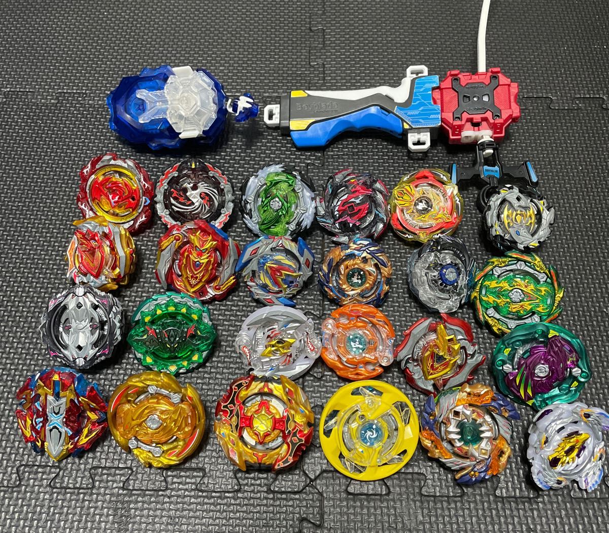 本日限定価格 ) ベイブレードバーストまとめ売り パーツ 大量セット